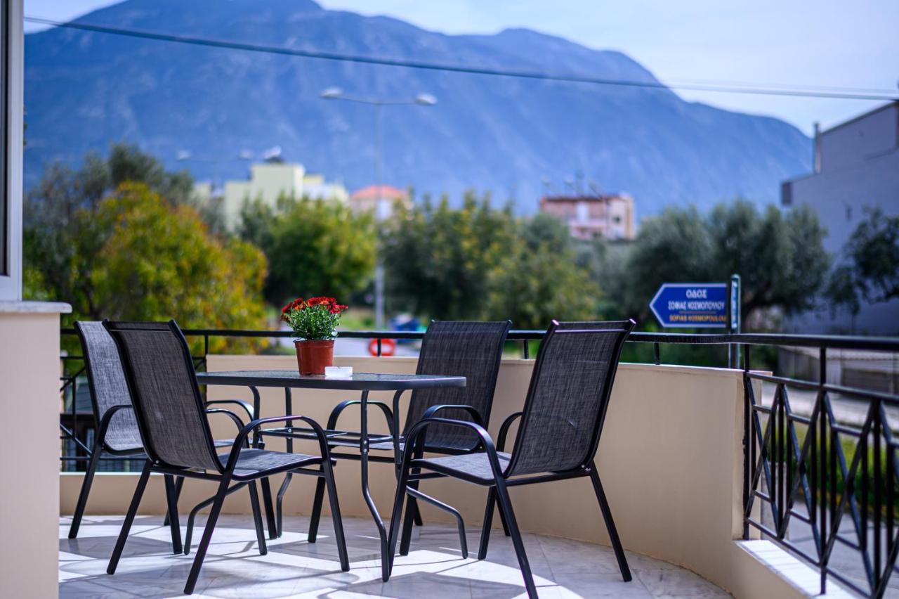 Oliva Apartment Kalamata Extérieur photo