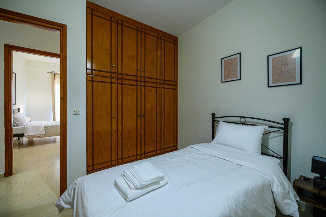 Oliva Apartment Kalamata Extérieur photo